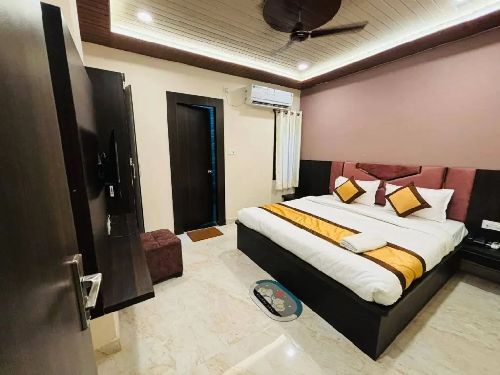 hotel booking in varanasi 8